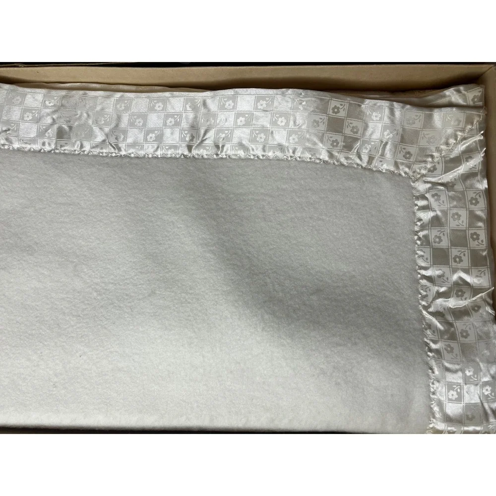Vintage Quiltex Baby Blanket in Original Box 70s White Plush Satin Trim Nursery